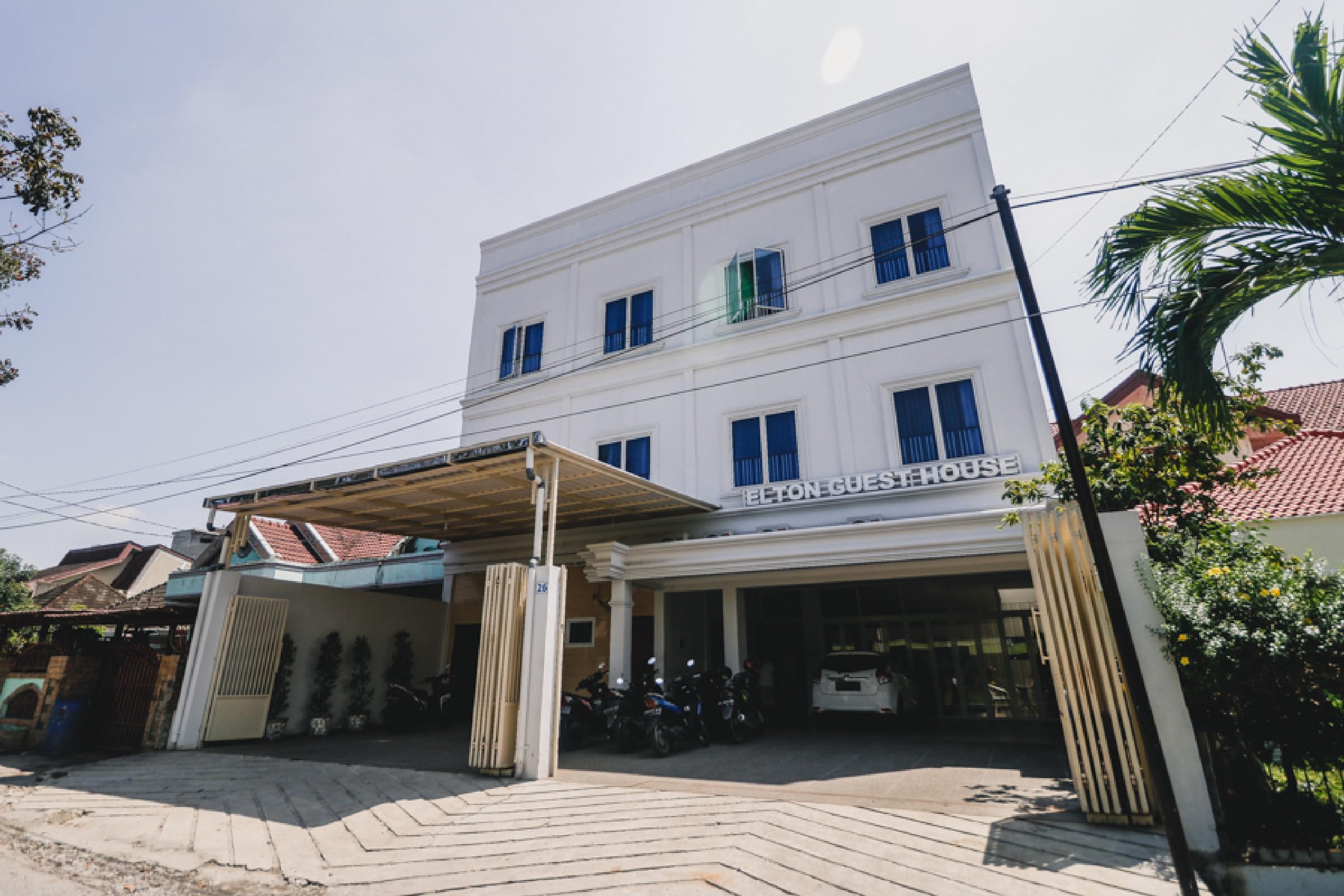 Reddoorz Near Hermes Place Polonia Medan Eksteriør billede